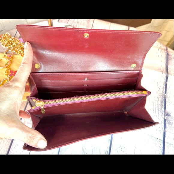 Louis Vuitton Bordeaux color vernis Sarah wallet crossbody - Picture 6 of 16